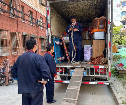 松江高楼层居民搬场